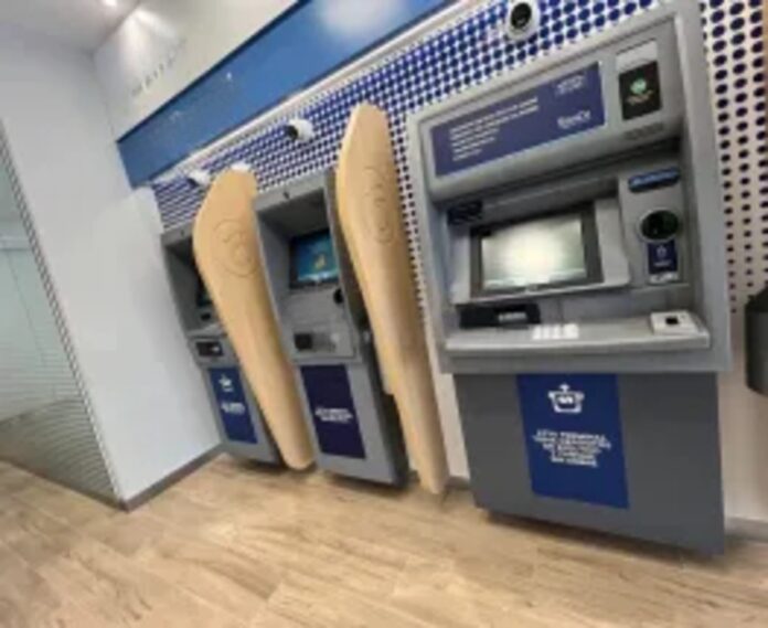 1460147w263h215c.jpg (1)