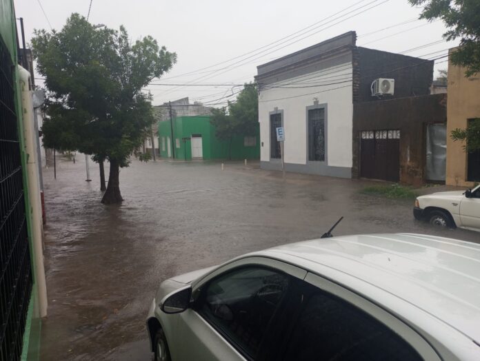 inundacion por lluvia en goya