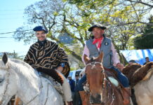 LA FE COMO MOTOR: Junto al pueblo peregrino, Juan Pablo Valdés llegó a la Basílica de Itatí
