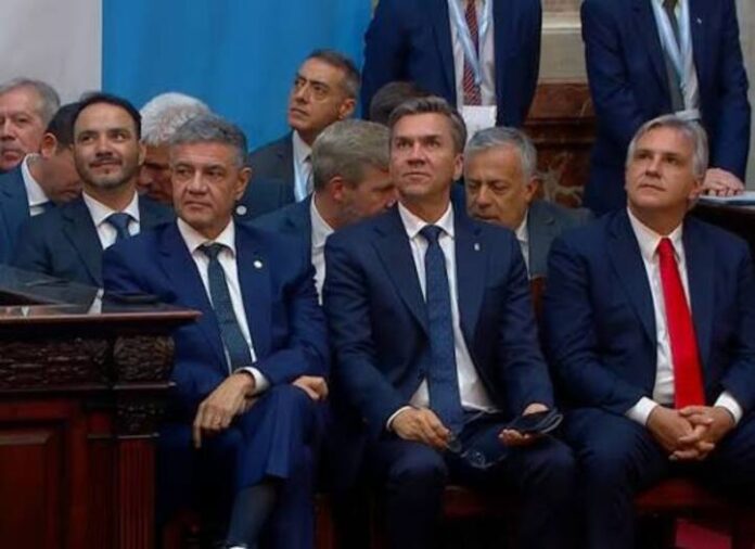 relacion gobierno provincia