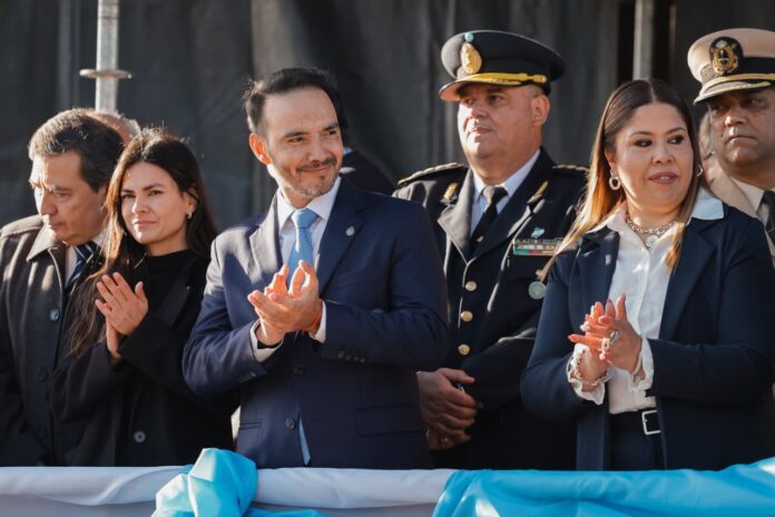 descarga - 2026-08-22T171603.424