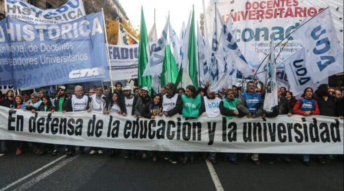 marcha universitaria