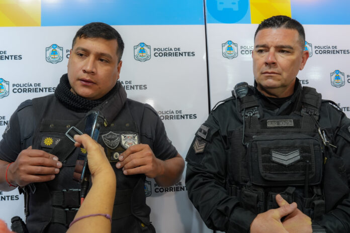 policias