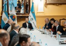 Valdés convocó al COE para coordinar acciones ante la crecida del río