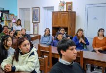 “Mayor conectividad” lleva la práctica digital a las compras reales